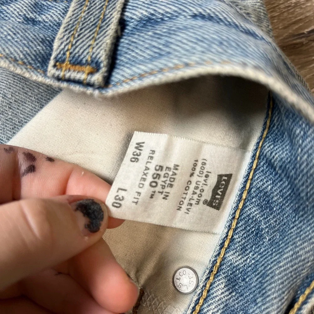 Levis 550 Jeans Mens 36x30 Light Wash Relaxed Fit Denim Vintage 90s Baggy Pant